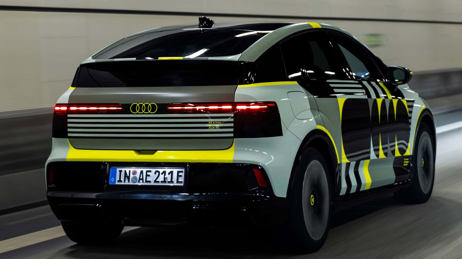 Σύμφωνα με την Audi, η κατανάλωση περιορίζεται στις μόλις 12,8 kWh ανά 100 χιλιόμετρα, επίδοση που το τοποθετεί στην κορυφή της γκάμας της.